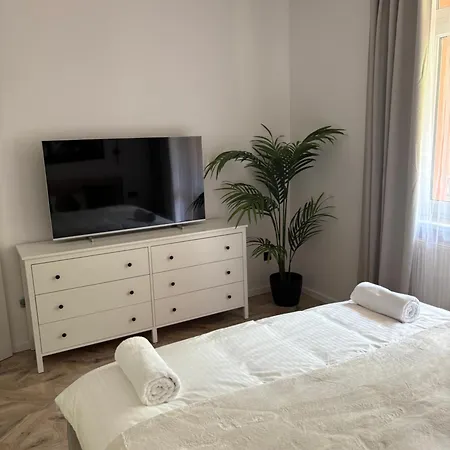 Apartment Lux 3 Bedroom Trencin