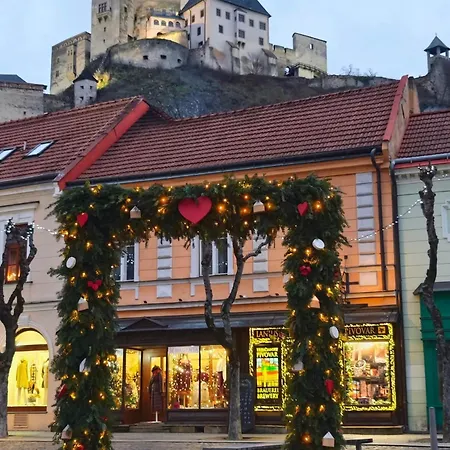 Lux 3 Bedroom Trenčín