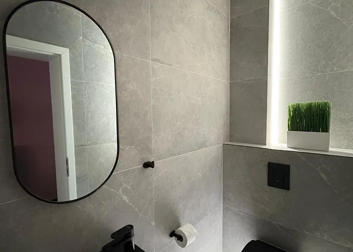 Lux 3 Bedroom *
