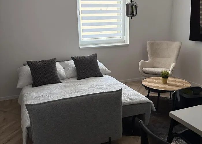 Lux 3 Bedroom *